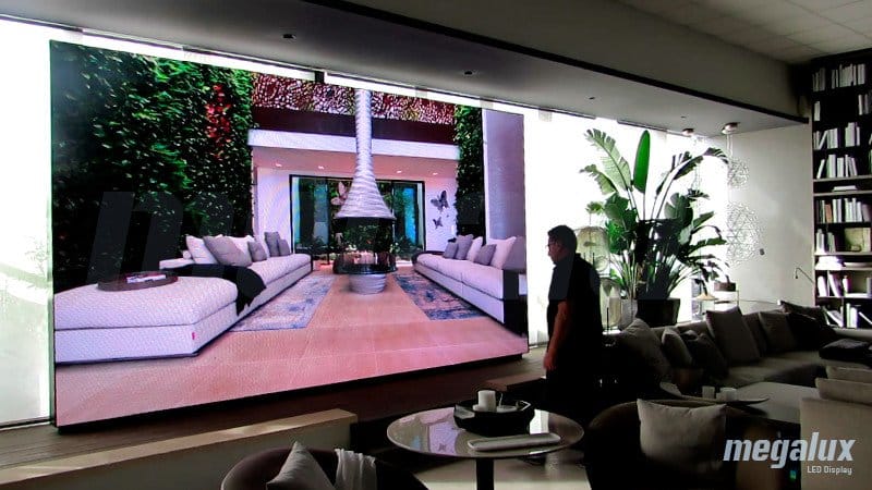 Terraza Balear elige una pantalla LED de interior Megalux para su showroom en Mallorca