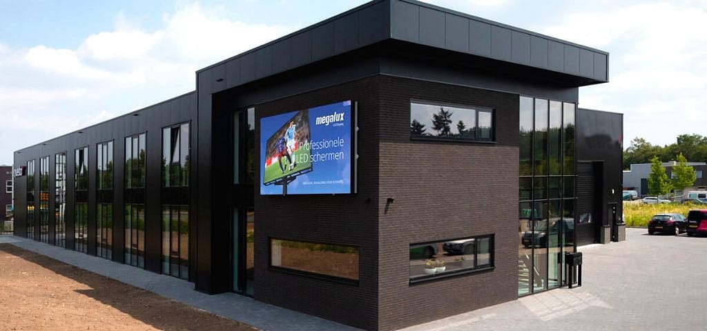 Megalux amplía sus operaciones en el norte de Europa desde las nuevas instalaciones de Veldhoven, Holanda Megalux amplía sus operaciones en el norte de Europa desde las nuevas instalaciones de Veldhoven, Holanda